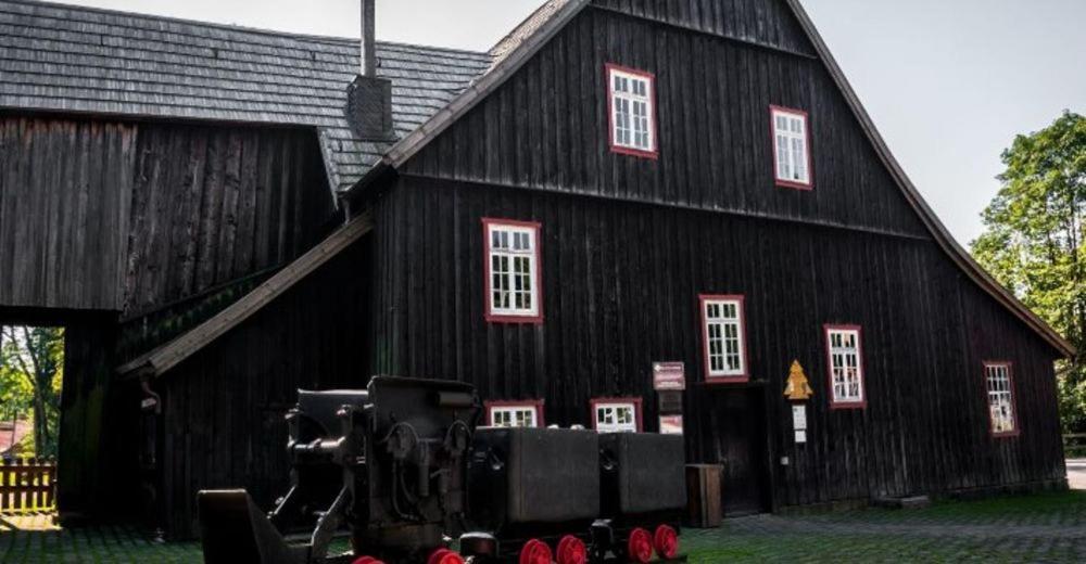 Schoene Ferienwohnung Fuer 6 Personen Erwartet Sie Im Oberharz Sankt-Andreasberg Extérieur photo